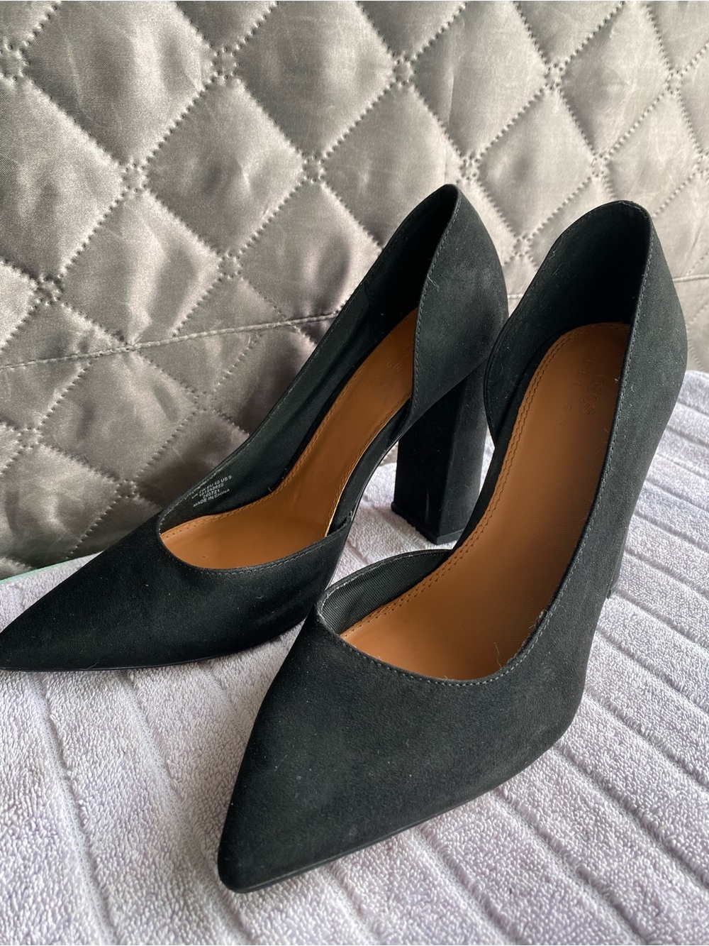 ASOS DESIGN Black Faux Suede Pointed Block Heels – Size 7W (wide fit)
